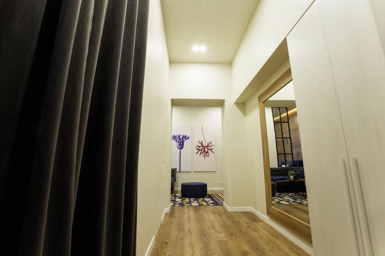 Апарт-отели Apart Hotel на Трояндовой Черновцы-14
