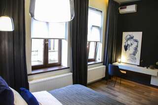 Апарт-отели Apart Hotel на Трояндовой Черновцы Апартаменты-8